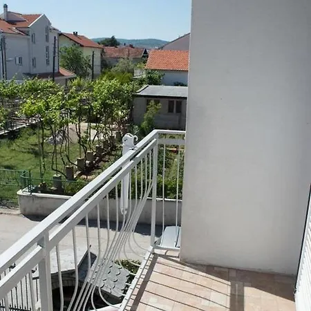 In With Balcony, Air Conditioning, Wifi, Washing Machine Appartement Vodice
