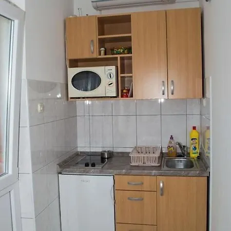 In With Balcony, Air Conditioning, Wifi, Washing Machine Appartement Vodice