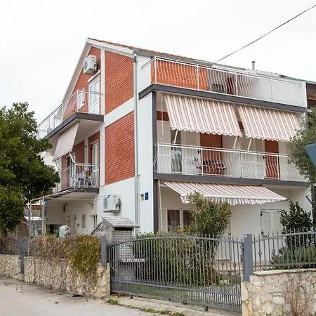 In With Balcony, Air Conditioning, Wifi, Washing Machine Vodice